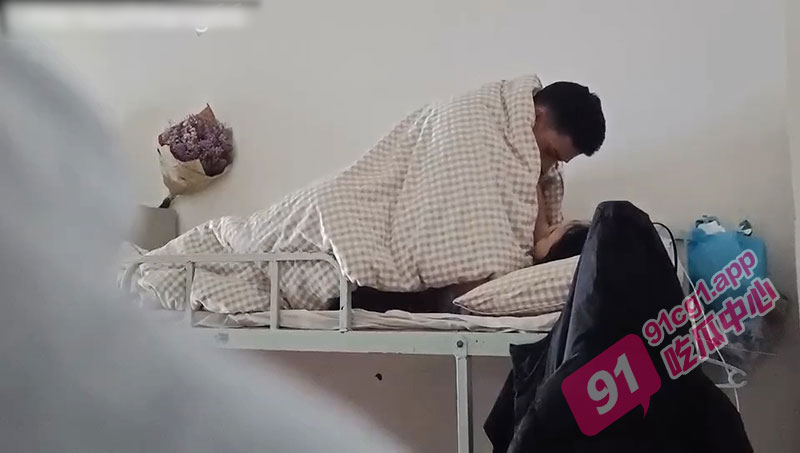 ·.jpg