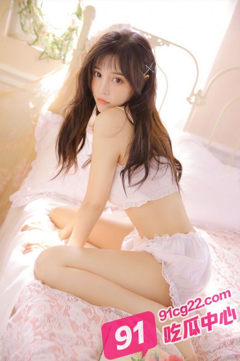 海角社区叔侄乱伦 再次内射了侄女 破了处的侄女更美味了