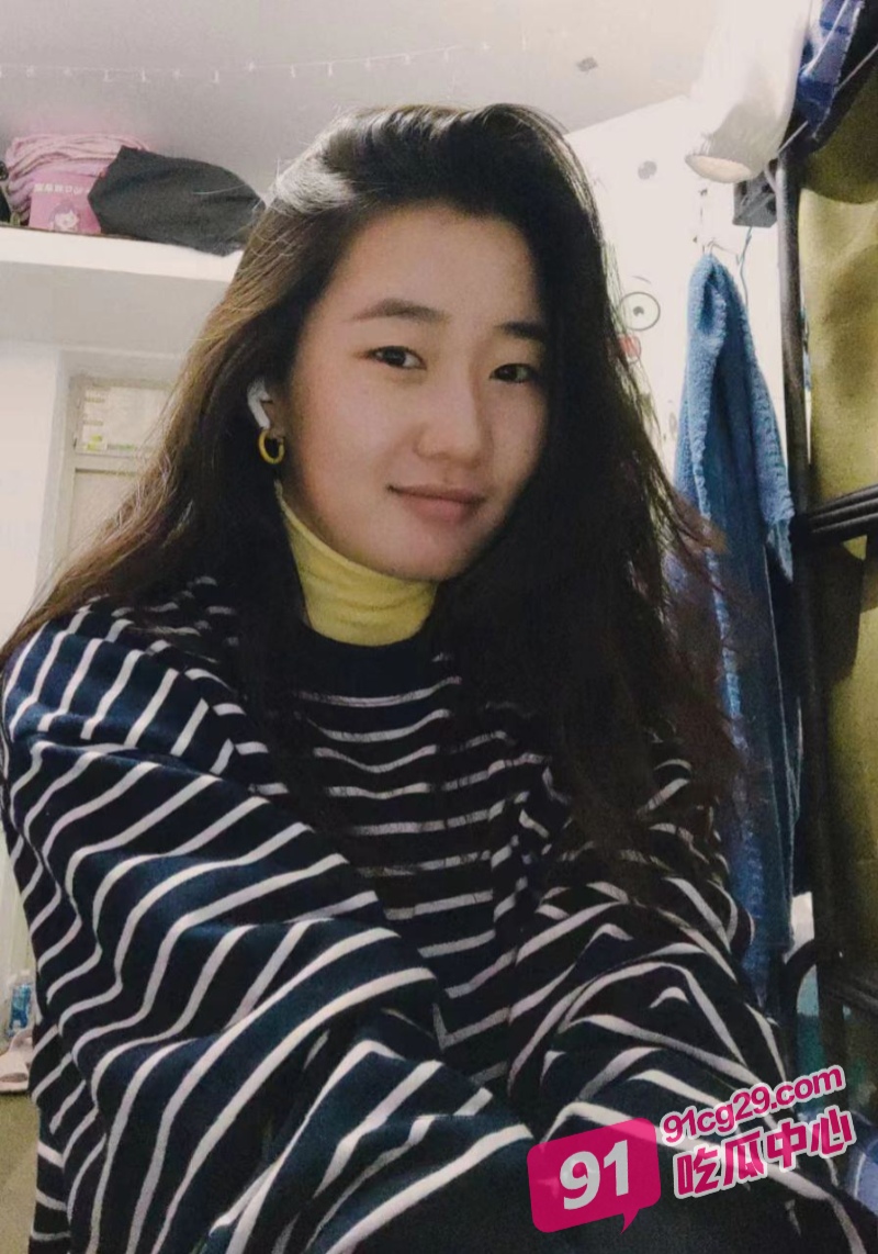 内蒙微胖母狗李丹可 soul上与网友裸聊被曝光 刚开始还假装矜持后面尺度越来越大