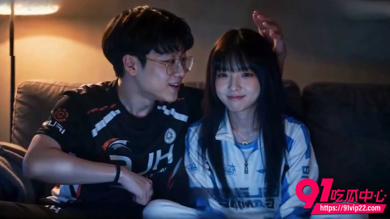AI色情短剧BLG战队选手Bin大小姐的最新剧集热传 电竞房女仆装大小姐被抱腿抽插 尺度炸裂