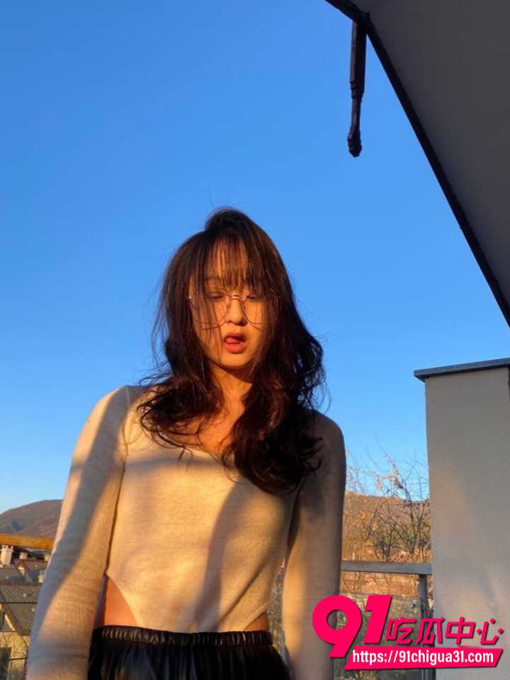 SMMSMM眼镜娘淫妻反差合集7 SMMSMM眼镜娘淫妻反差合集7