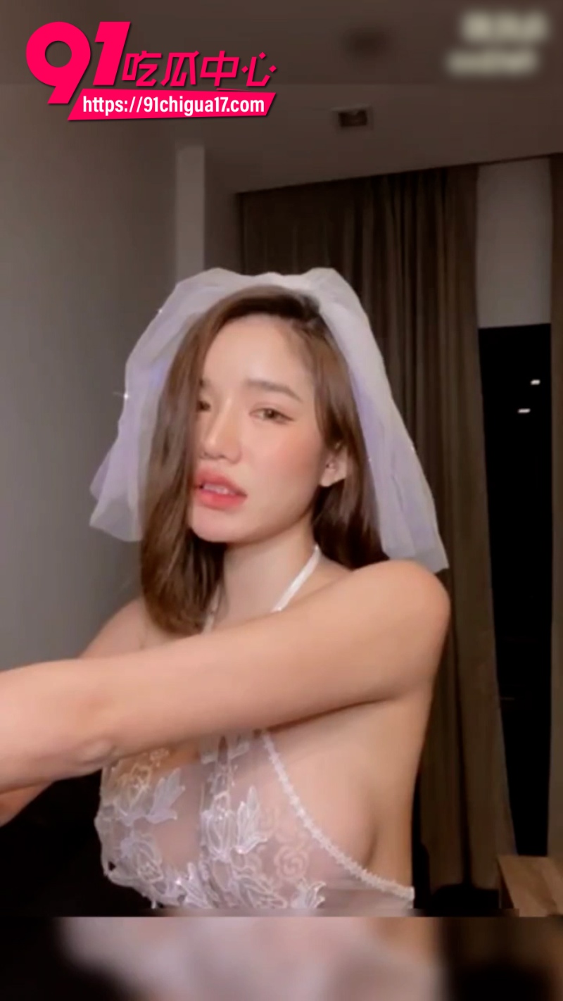 泰国环球小姐佳丽苏帕妮被土豪曝光裸体自拍福利8