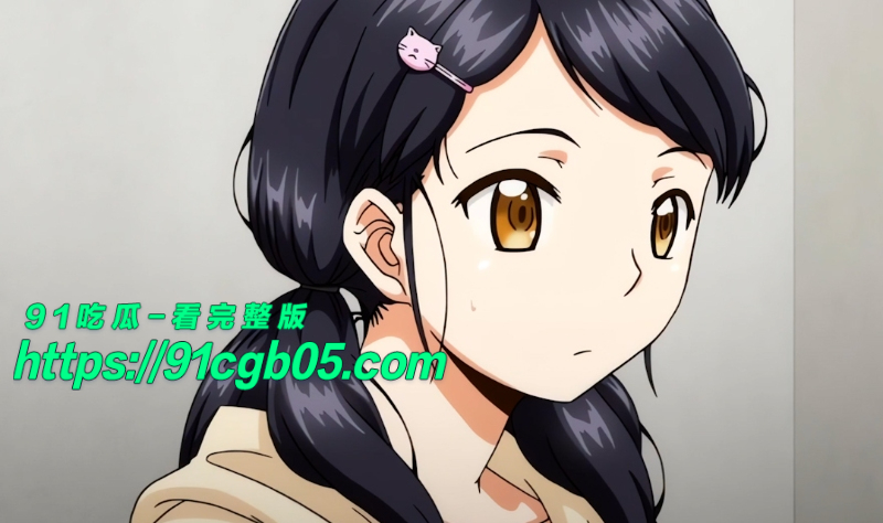崎茜与陌生男室友同居一室 床共枕听隔壁H声 羞涩自慰欲火难抑