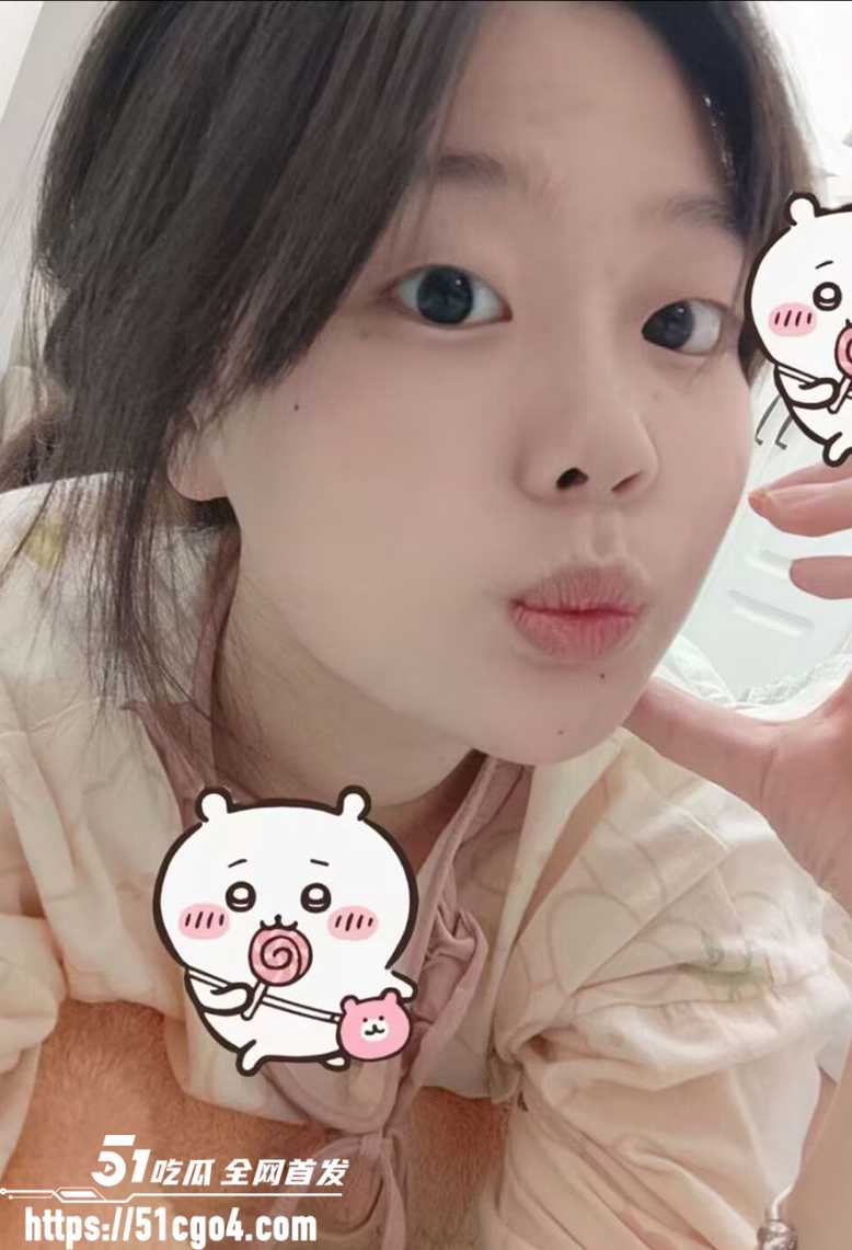 天津眼镜反差嫩妹不雅视频曝光 2 拷贝 天津眼镜反差嫩妹不雅视频曝光 2 拷贝