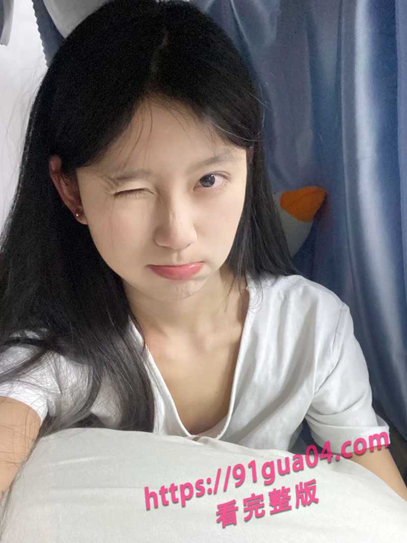 父亲强上在玩游戏的女儿04 父亲强上在玩游戏的女儿04