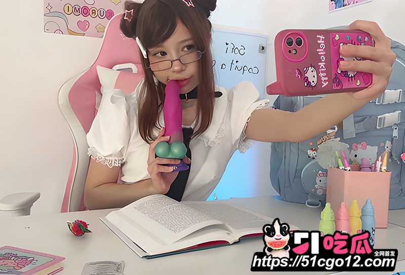 OnlyFans欧美女神DreamyMoo最新私密作品  1 拷贝