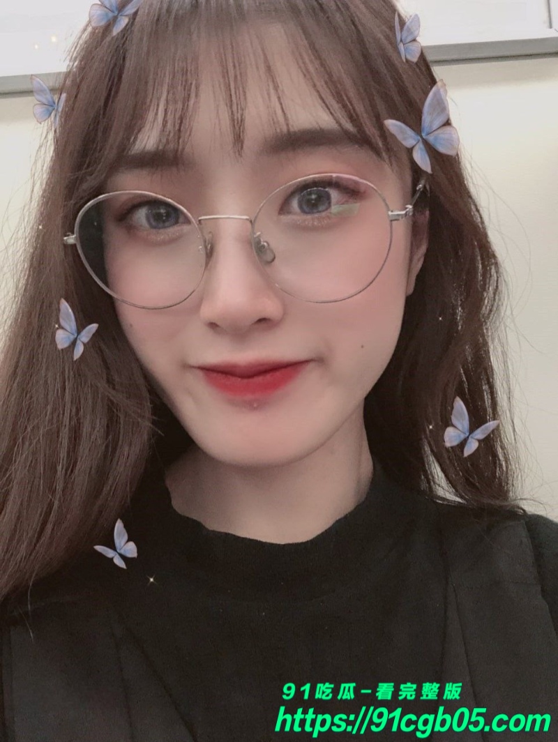 河南南阳眼镜妹张小萌约炮5水印版