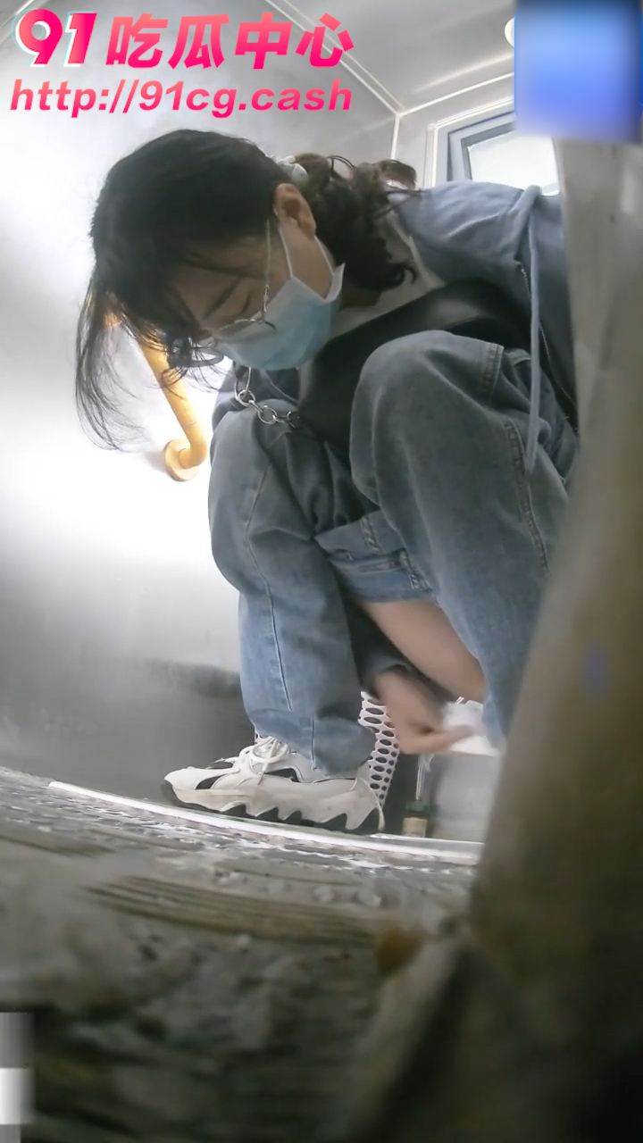 02.jpg