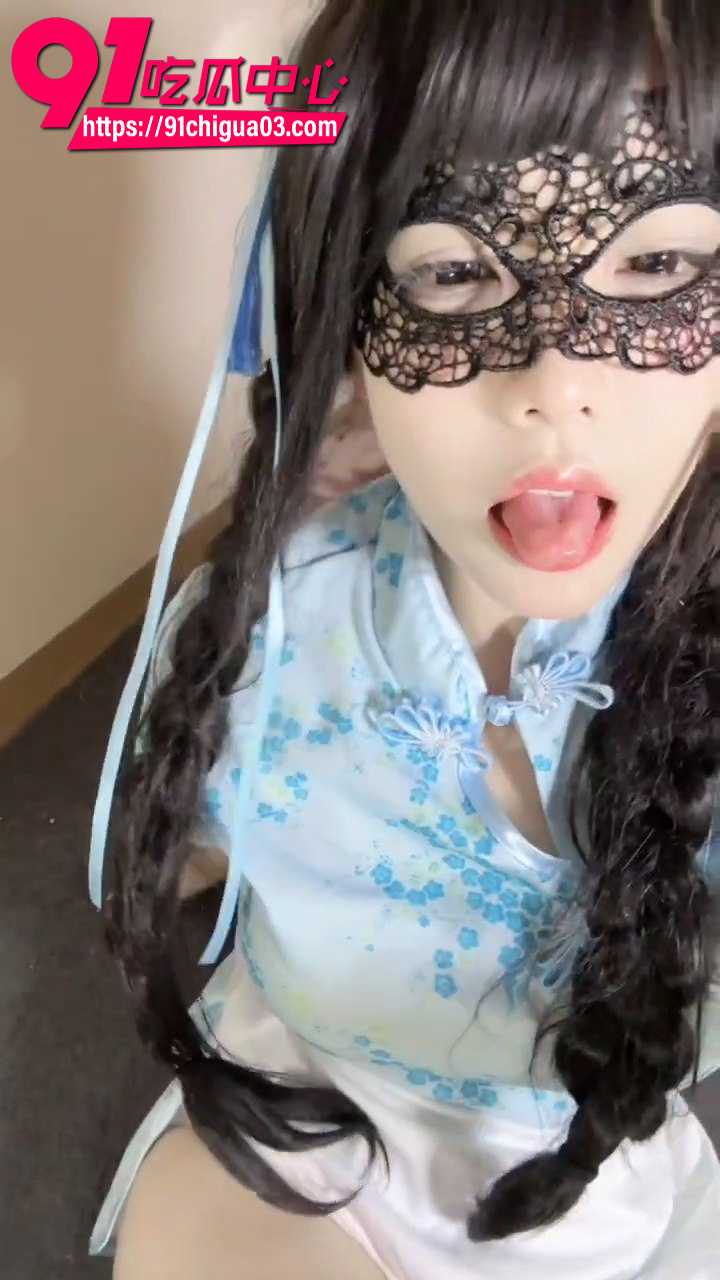 不要凶小乖cos中华小厨娘，白丝长腿魅惑全开8