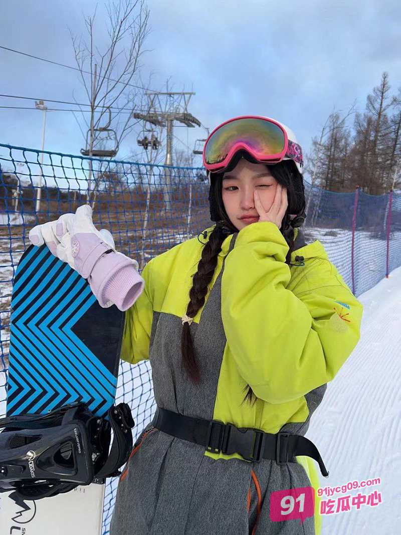广州工商学院谭梓柔 学校公认的文静女神 私下却是性瘾狗！ 配图7