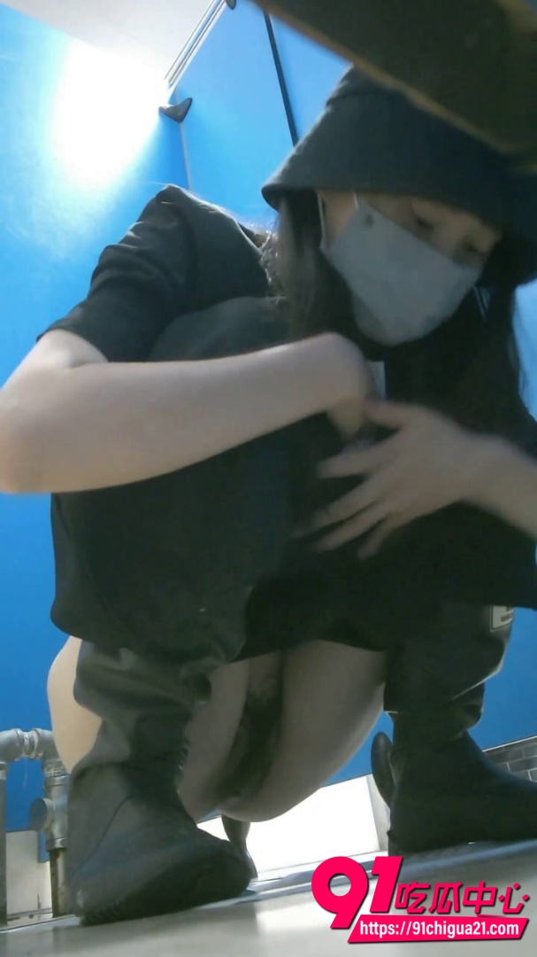 大神精品厕拍艺校学妹私密瞬间5