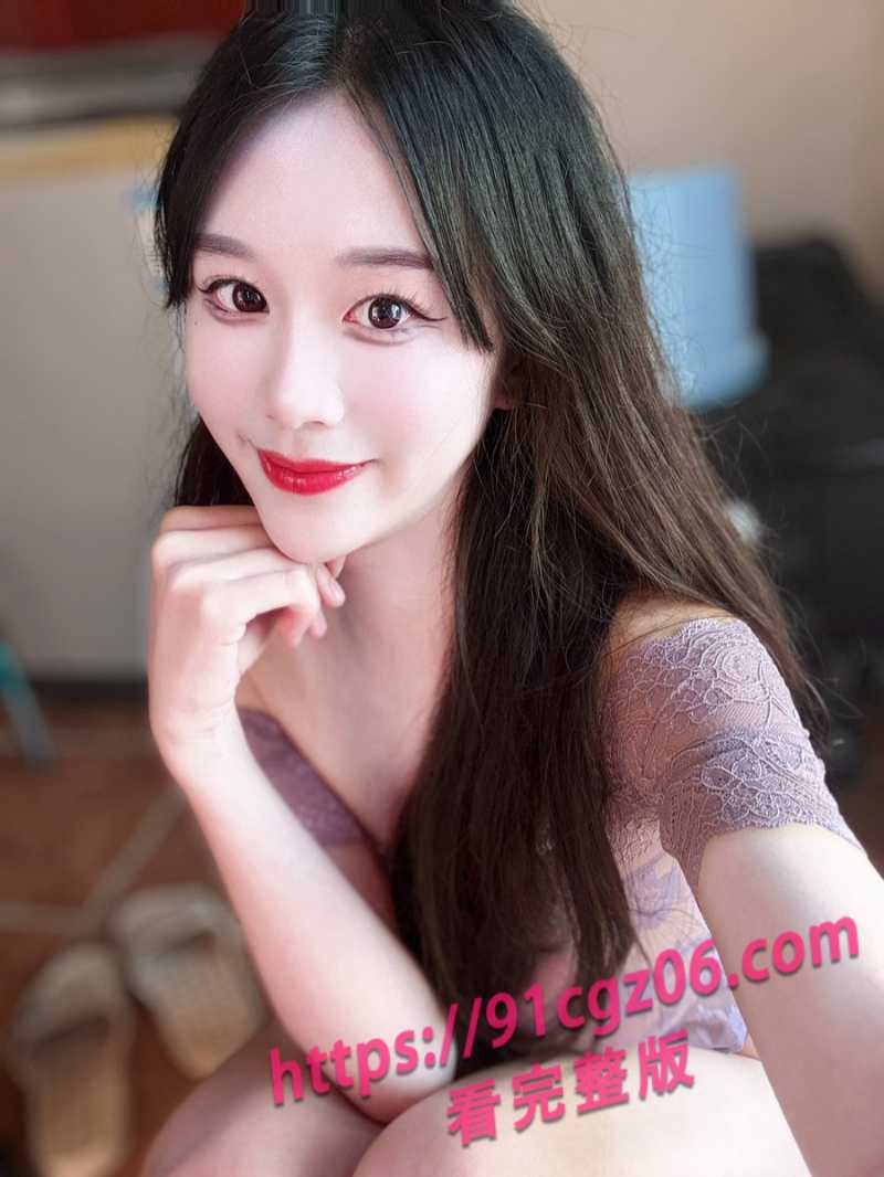 清纯校花佑佑自慰8素材水印版