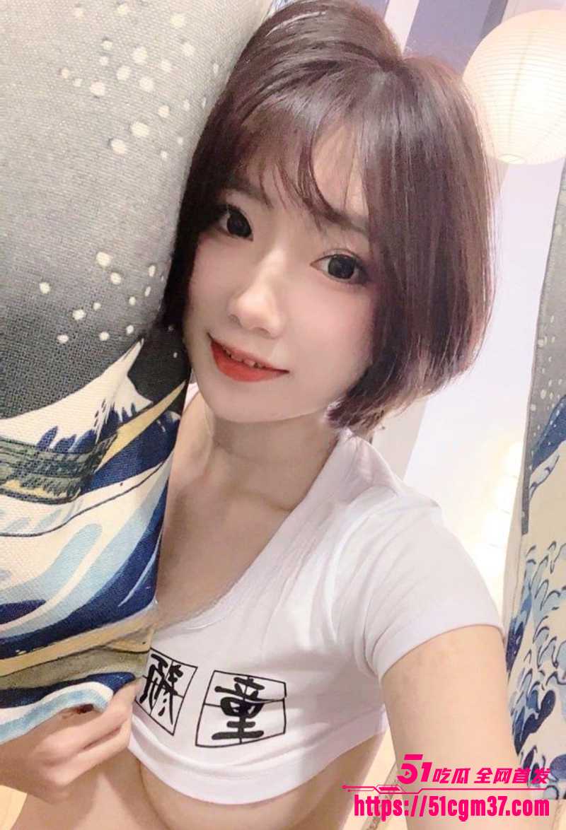 B站网红花生牛轧糖反差三点式制服多套写真合集9拷贝 B站网红花生牛轧糖反差三点式制服多套写真合集9拷贝