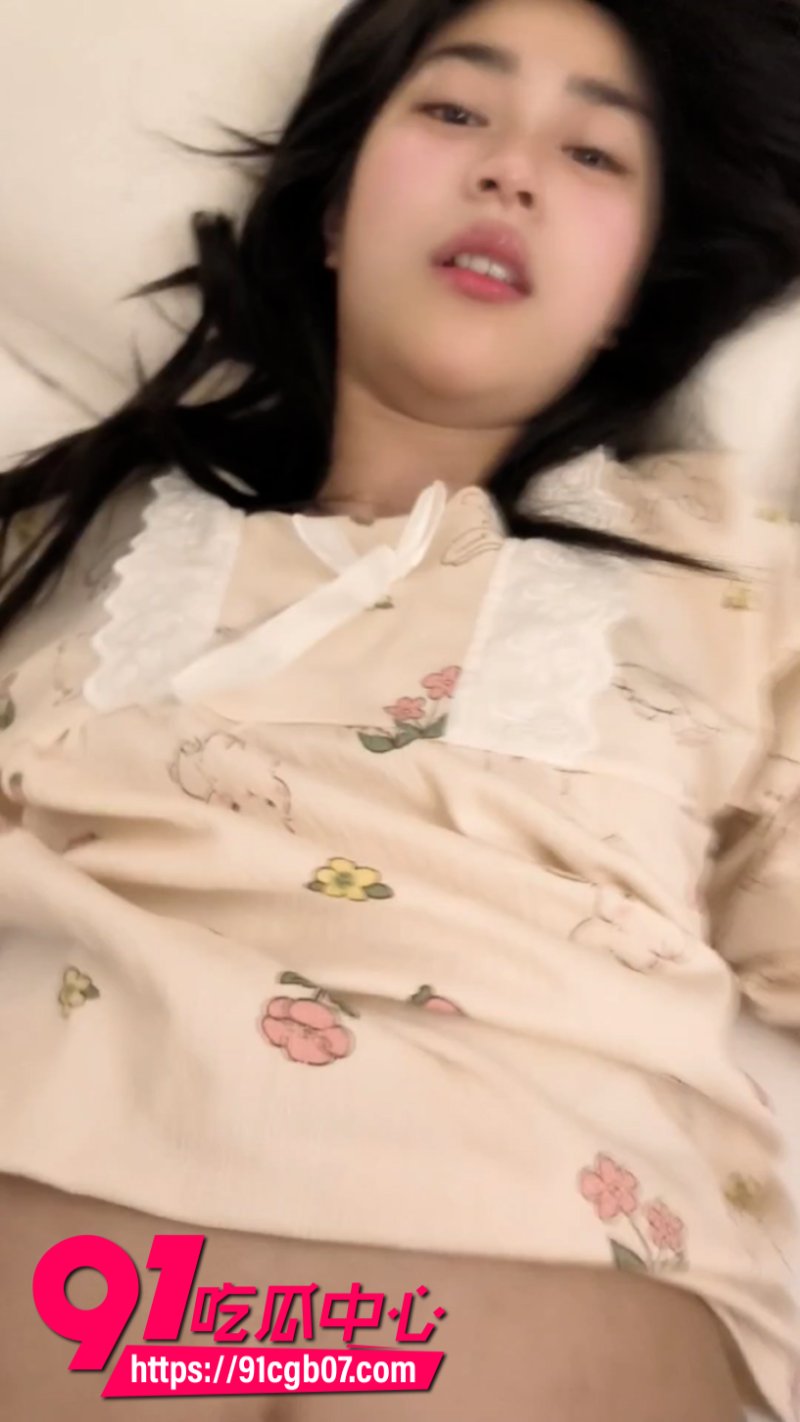 江苏反差女幼师孟晓青约炮网页素材5