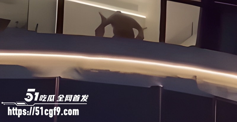 巴马归朴酒店惊现香艳一幕 1 巴马归朴酒店惊现香艳一幕 1