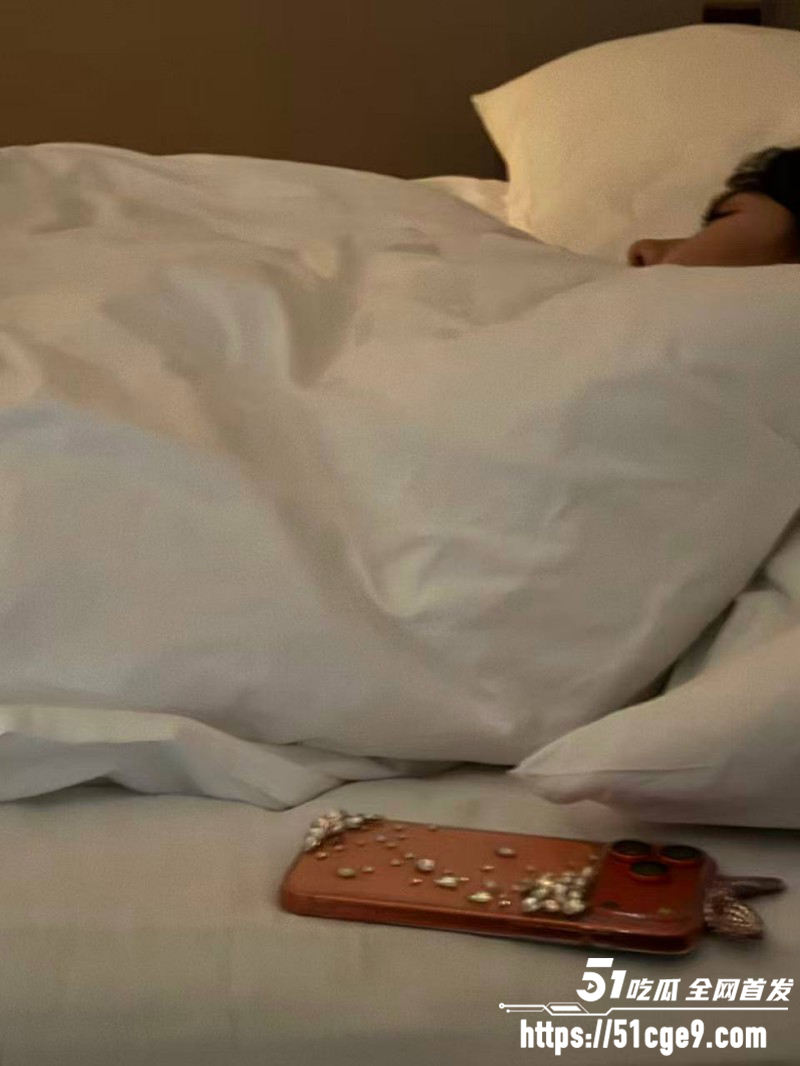 深圳福田伪娘uu酱假扮女性下海08