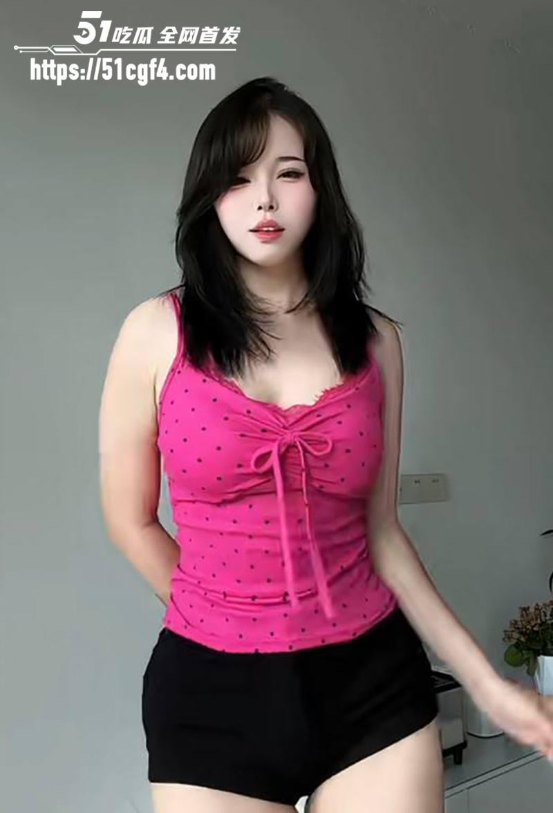 高挑爆乳网红团老师跳情趣淫舞送自慰福利7拷贝 高挑爆乳网红团老师跳情趣淫舞送自慰福利7拷贝