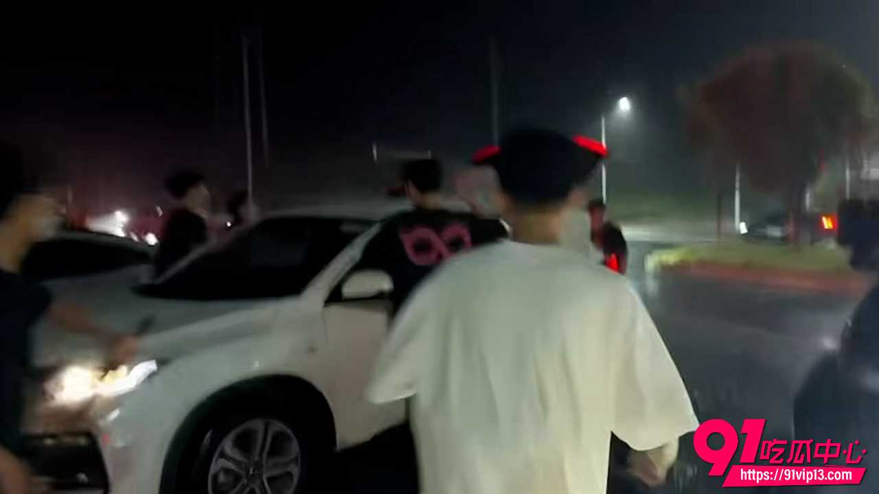 精神小伙1