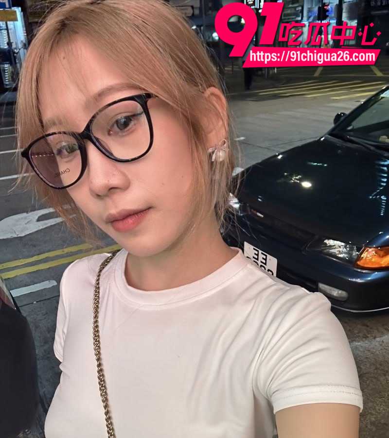 山东大学杨小叶被金主爸爸包养拍摄大量性爱画面4