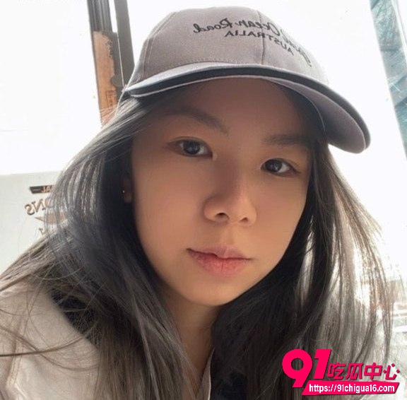 新加坡大眼长发女神8