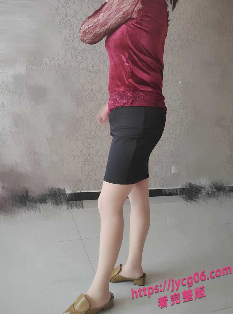 性感妈妈情趣实录曝光！主动骑乘演绎观音坐莲 视觉冲击力爆棚！