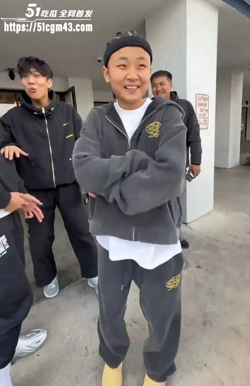 女篮未来之星 张家裔 偷窃丑闻与下跪道歉视频 6
