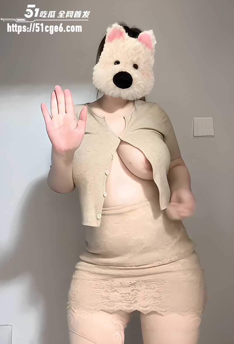 大码巨乳眼镜妹 夏夏 裸舞合集 7