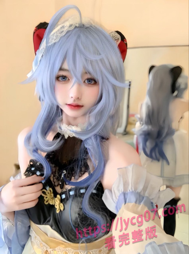 狗头萝莉私房合集来袭！甜美外表下的情绪张力让人上头