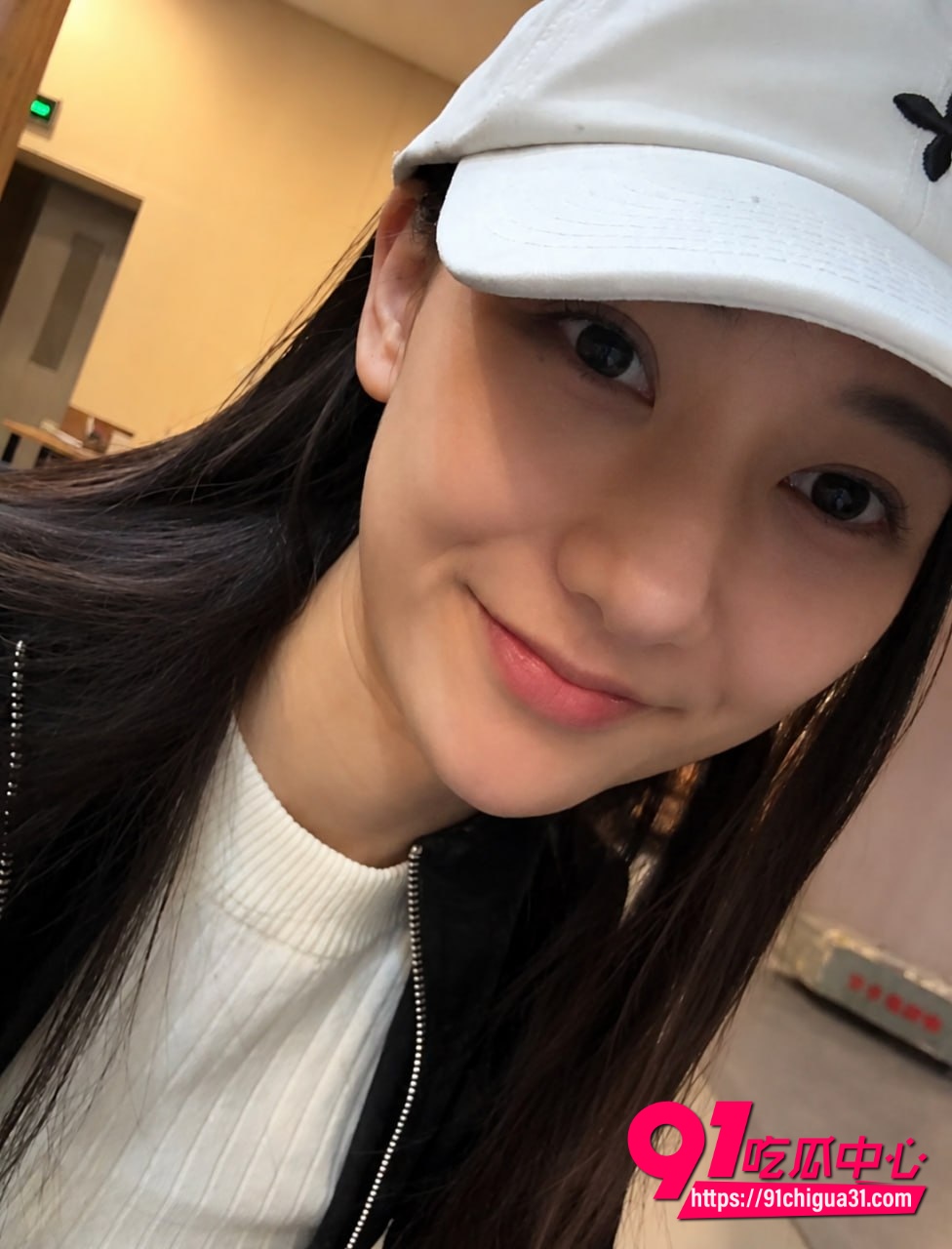 北电表演系女生张宜佳知三当三6