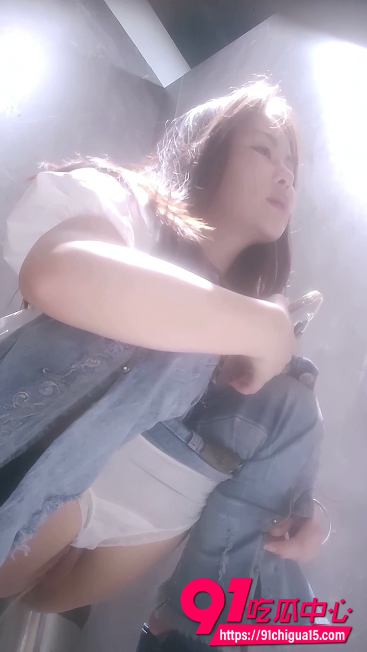 酒吧女厕2