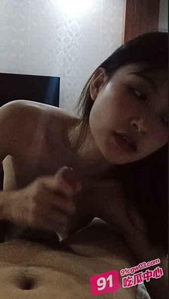 丰田最新约炮广告片！约炮大神车震反差御姐周清清 黑丝女神户外全自动骑乘榨精！