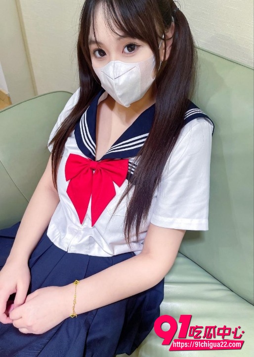 海角大神D罩杯的一线天女儿新作 插入女儿的小肥B 一线天肥鲍鱼被操的高潮不止