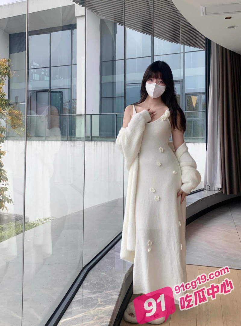 抖音32万粉丝网红 aiwanxiongxiong 送炮上门被大哥曝光 当网红就是为了卖得更贵 配图9
