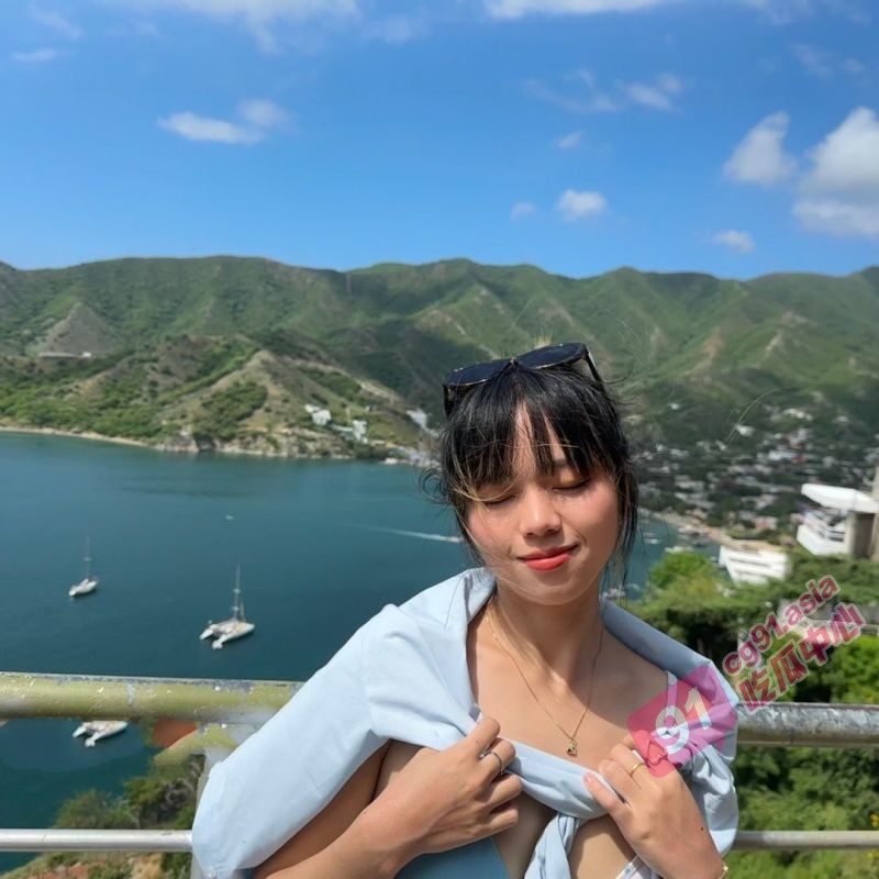 哥伦比亚华人公交车王灿～留学期间背着男友跟白人乱交 一脸贱人样!