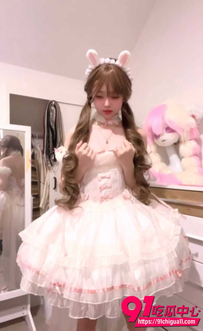 高颜值樱花女孩麒麟妹 1