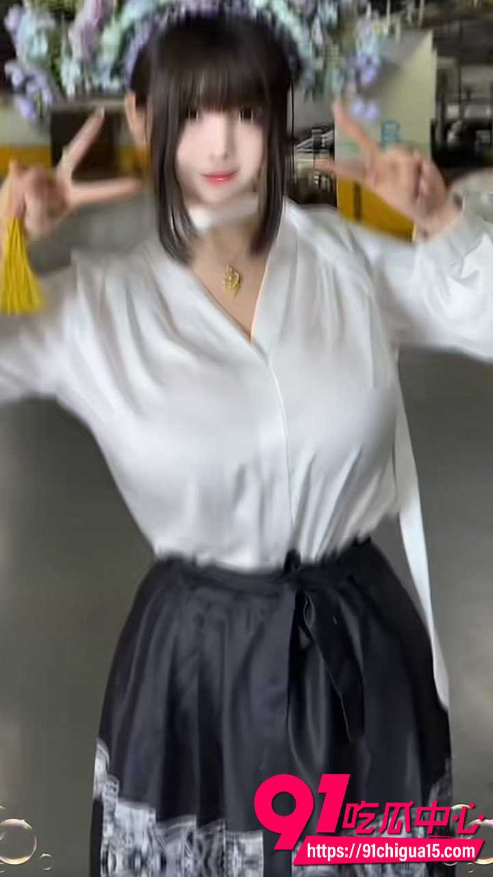 抖音巨乳女神猪小七微密圈最新合集2