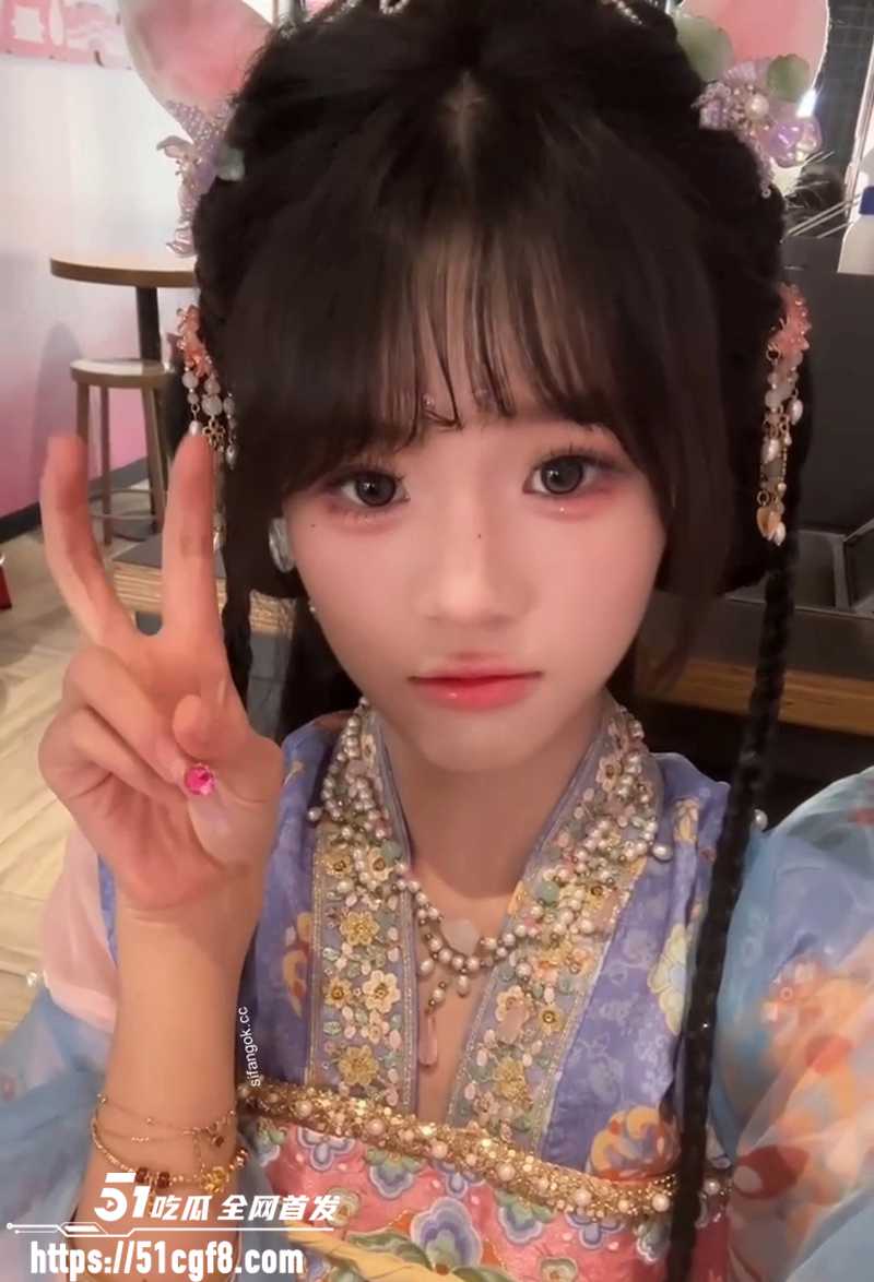可爱尤物小仪调教合集 4 拷贝 可爱尤物小仪调教合集 4 拷贝