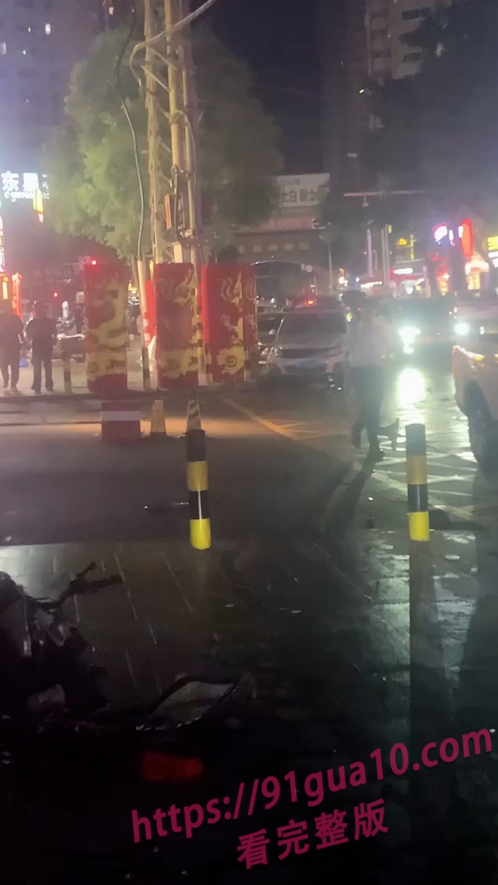 福建泉州惊现醉驾暴力富豪 撞人后还要打警察嚣张至极