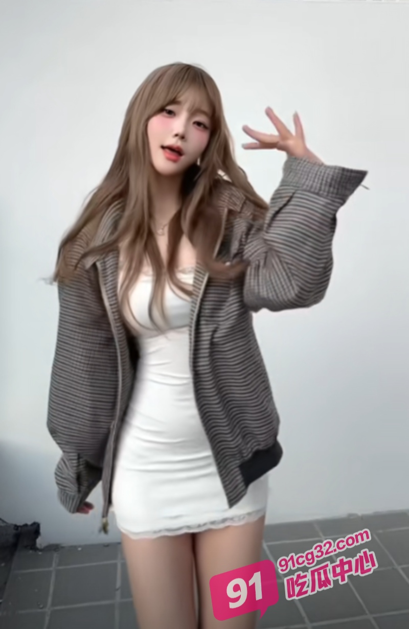 抖音222万粉丝网红ciu7被曝偷加有钱男人微信 私发露奶视频意图上位 被原配曝光！ 配图6