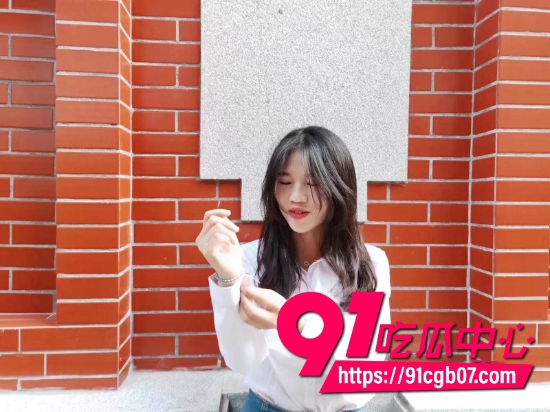 山东济南小学老师 张美玲 跟炮友不雅视频泄漏3