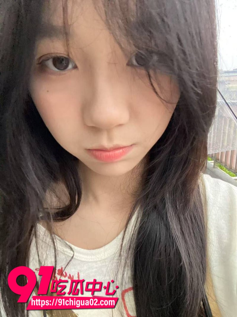 清纯女大学生马丹妮 被男朋友带到酒店破处 两人自拍的性爱视频意外曝光