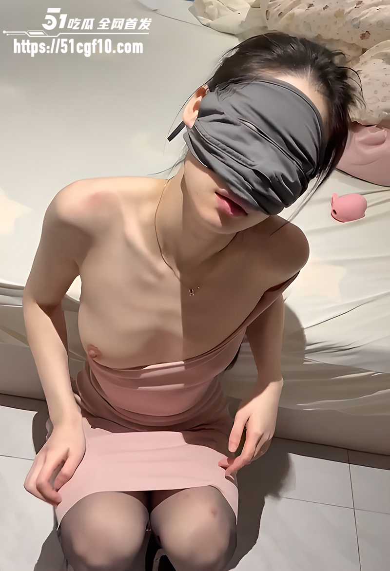 小羊爱吃草最新黑丝小秘书 1 拷贝