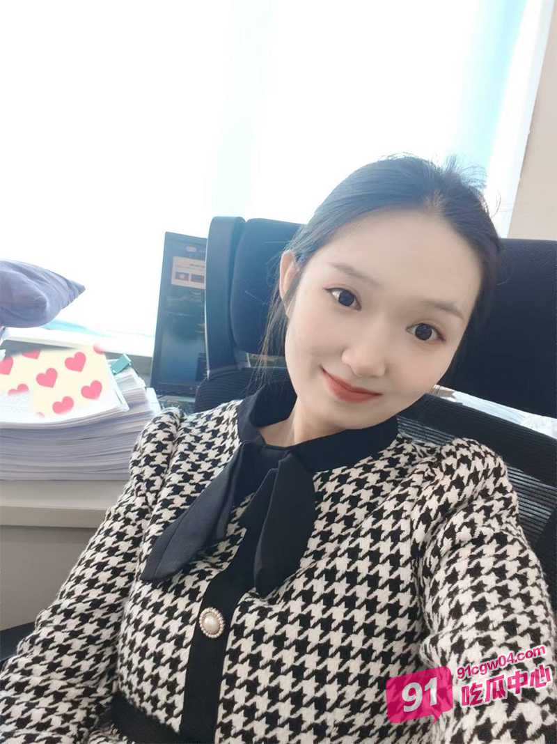 海角乱伦强上白虎嫂子 暴力强插骚逼到高潮 熟女嫂子肥穴水流不止跪喊求饶!