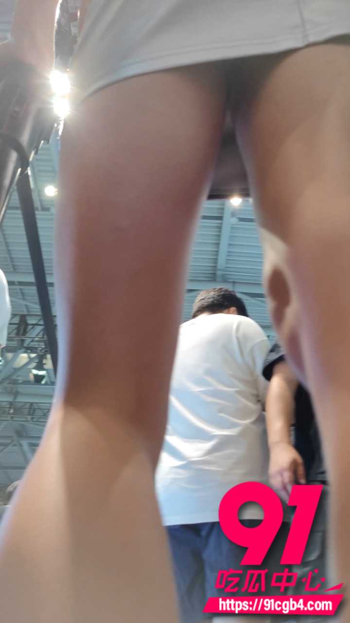 街拍车模 4