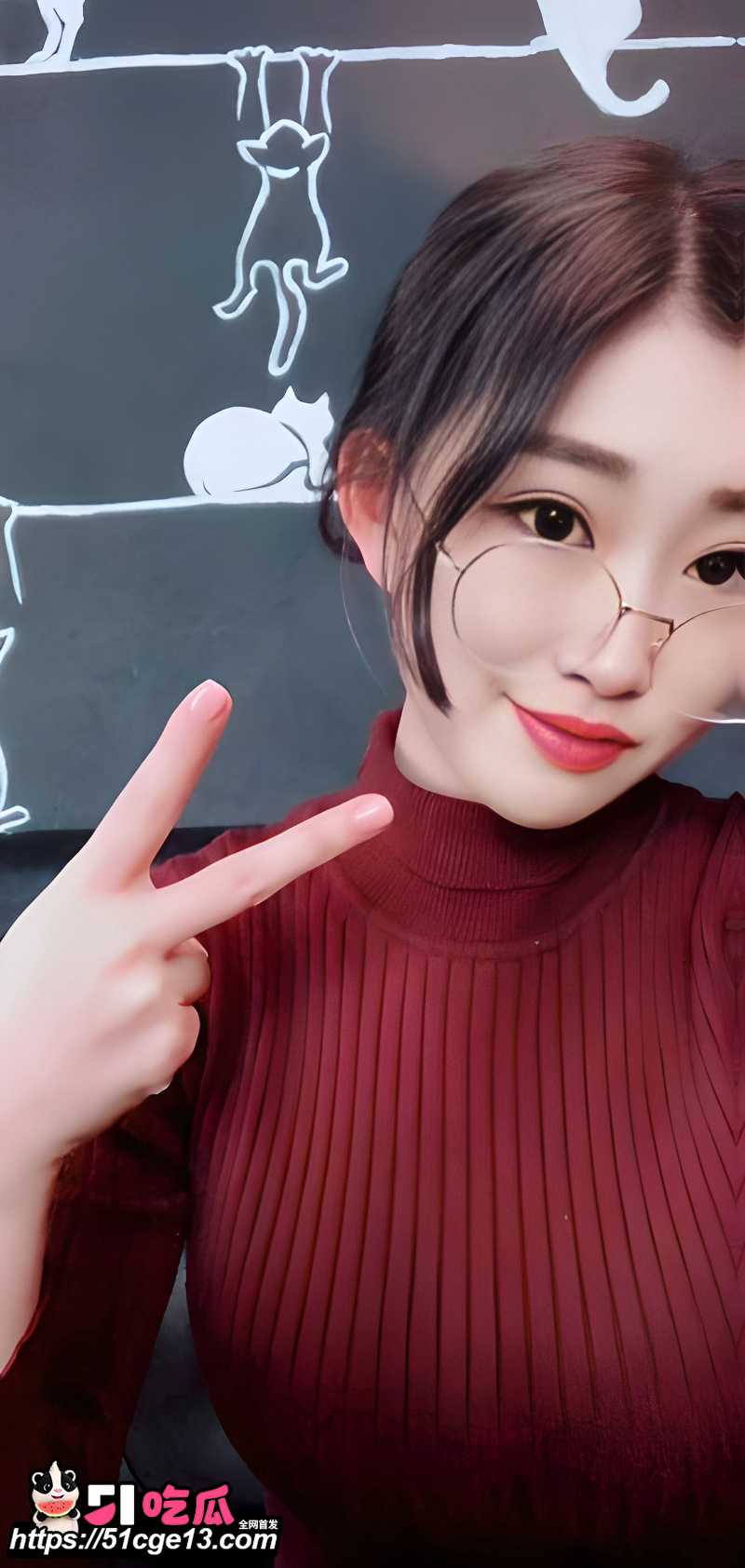 大连女教师 张世佳 全裸自拍 全方位展示熟女酮体 这大黑乳头是你的菜吗？