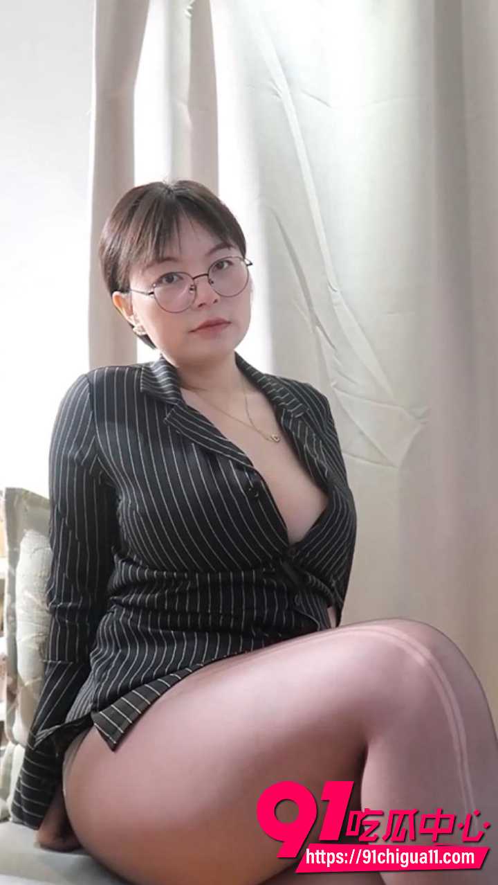 健身女神发发儿情趣内衣私房大尺度爆乳诱惑4