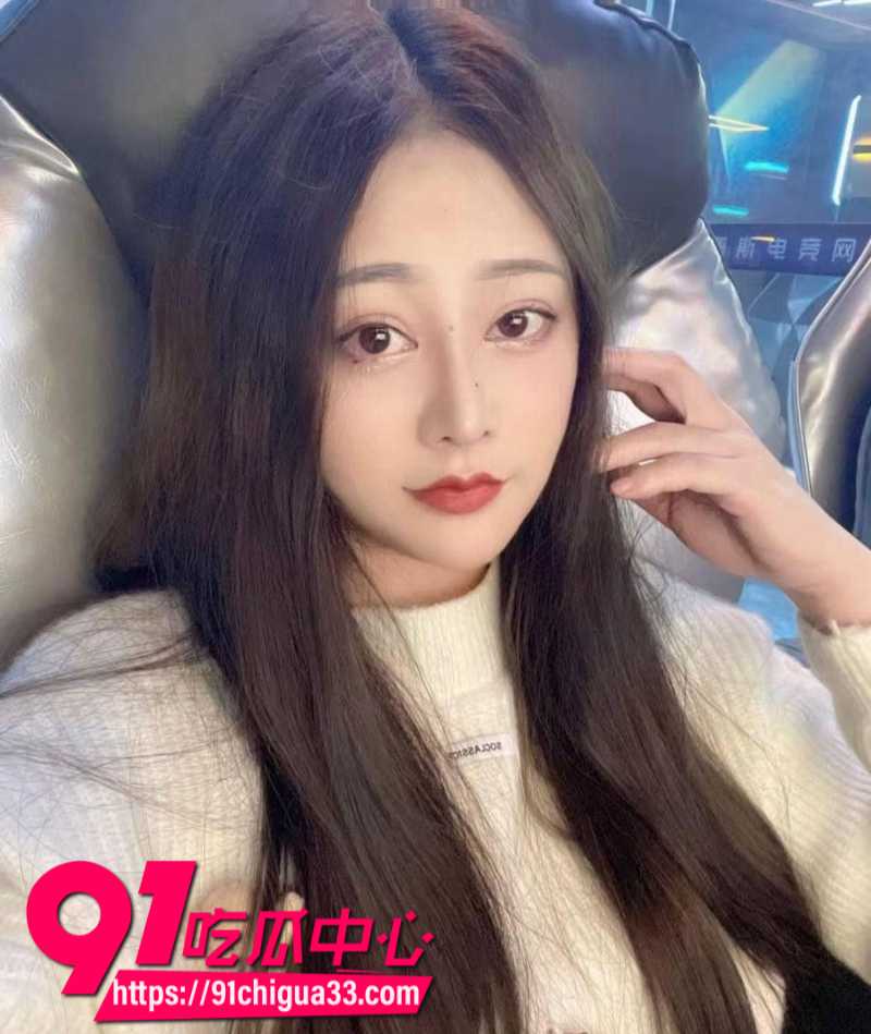 约炮大神一顿小龙虾拿下川渝花臂小母狗5