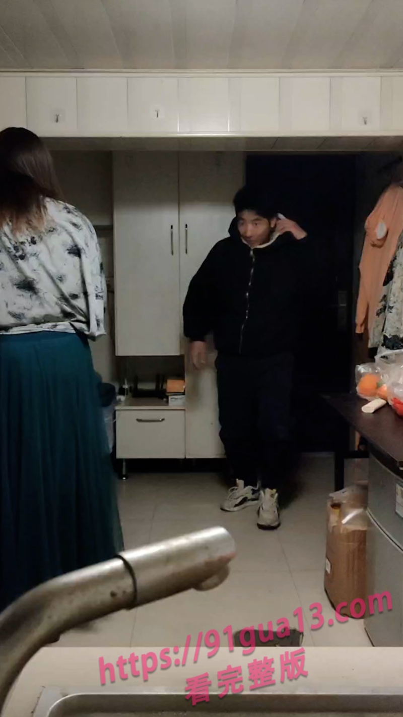 南京红姐事件精选合集 约炮年轻猛男 有没有你认识的？