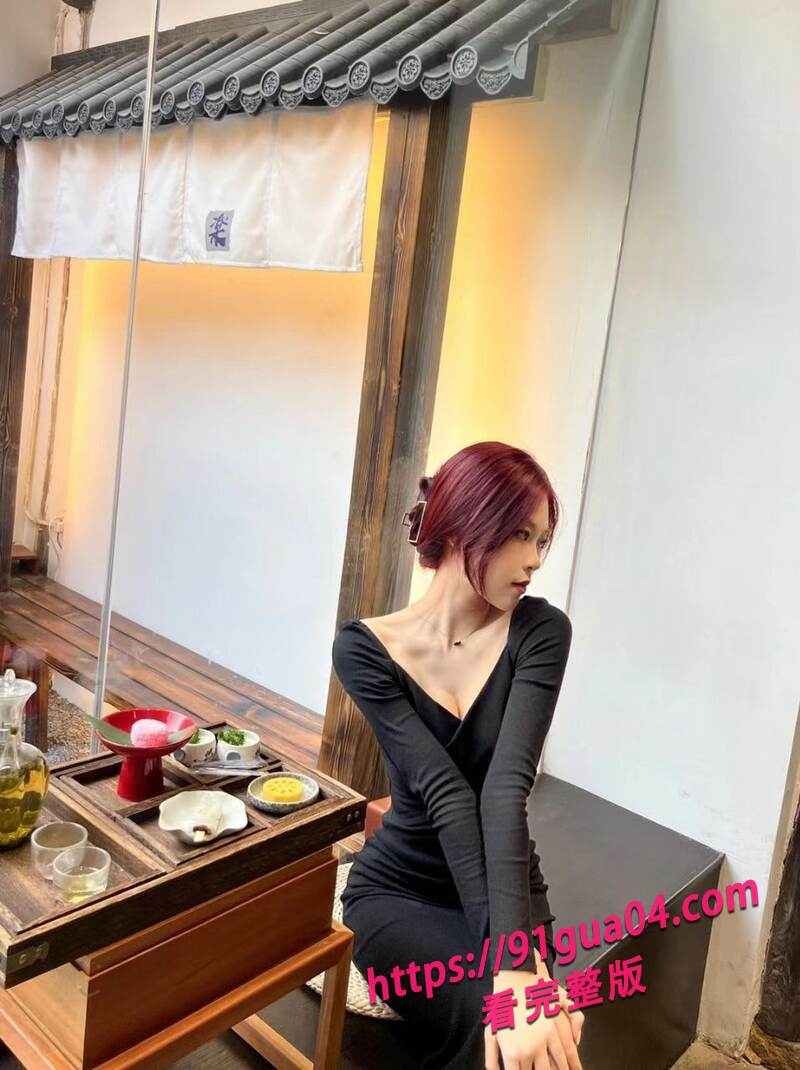 婚房与女儿偷情05