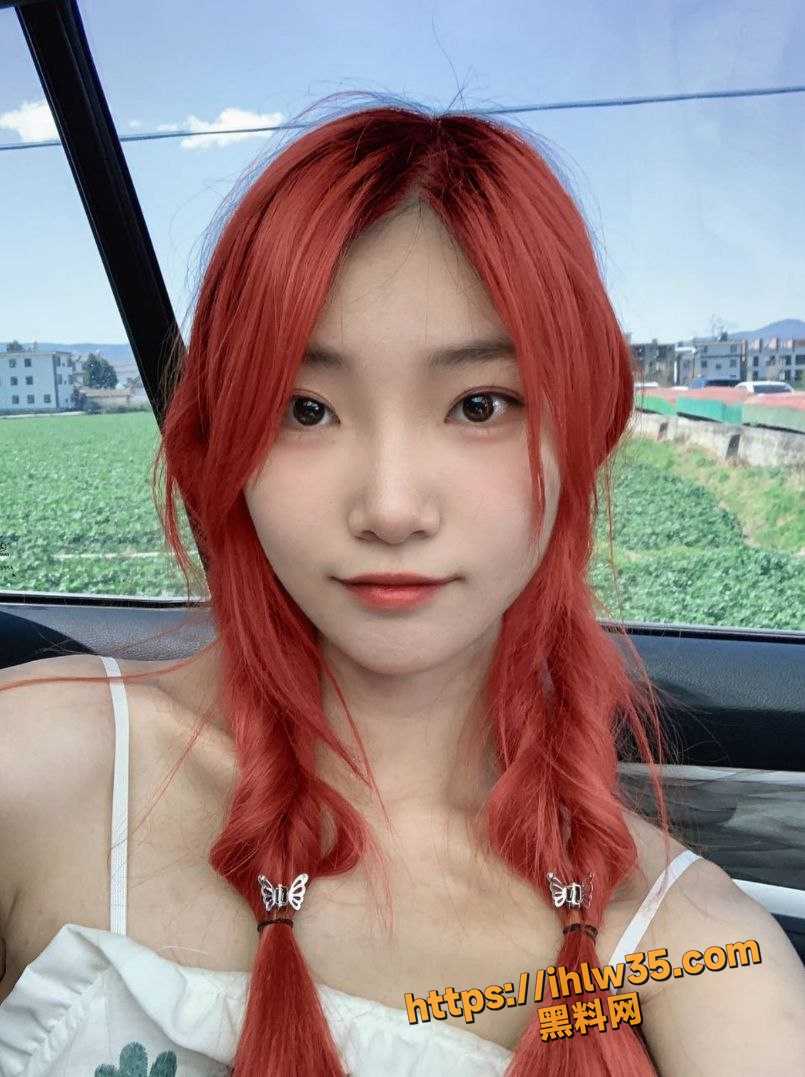 成都清纯女大学生 林书 明码标价援交伴游服务 看着风景玩着美人岂不快哉！独家曝光